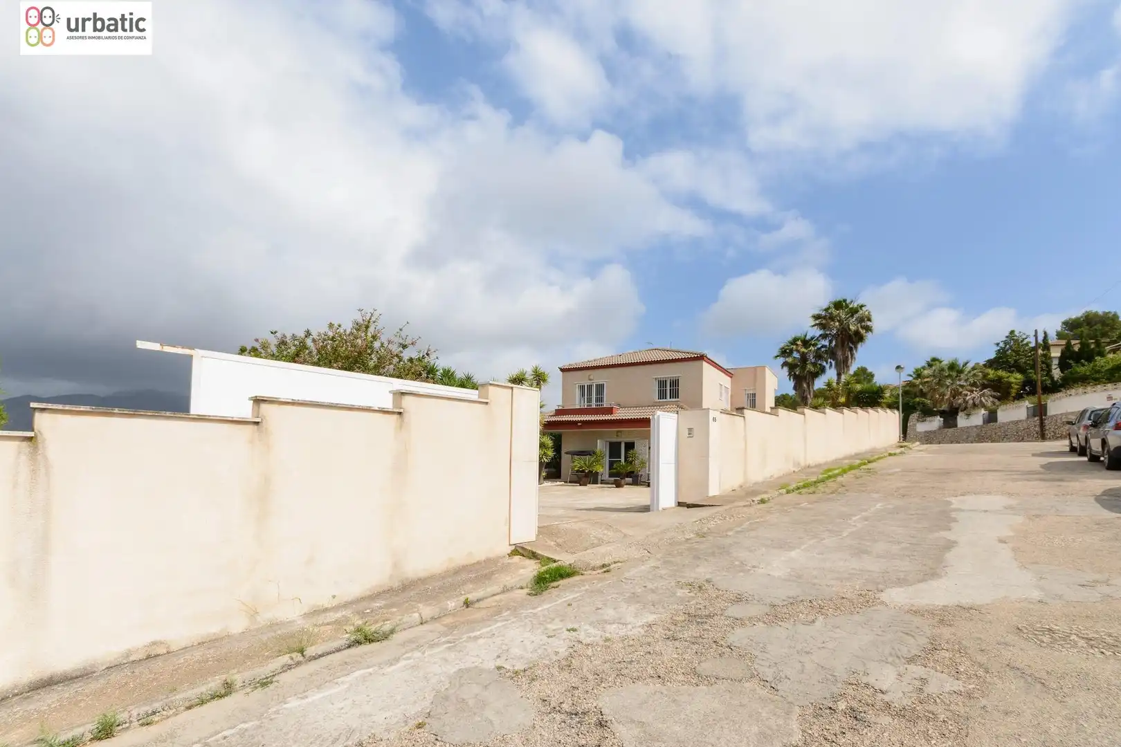 Chalet con jardín en venta en Urbanizaciones, imagen 7