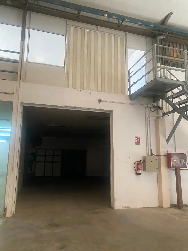 Industriegebäude zum Verkauf in El Pilar, imagen 5