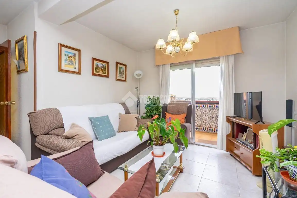 Piso con ascensor en venta en Calle del Canal del Bósforo