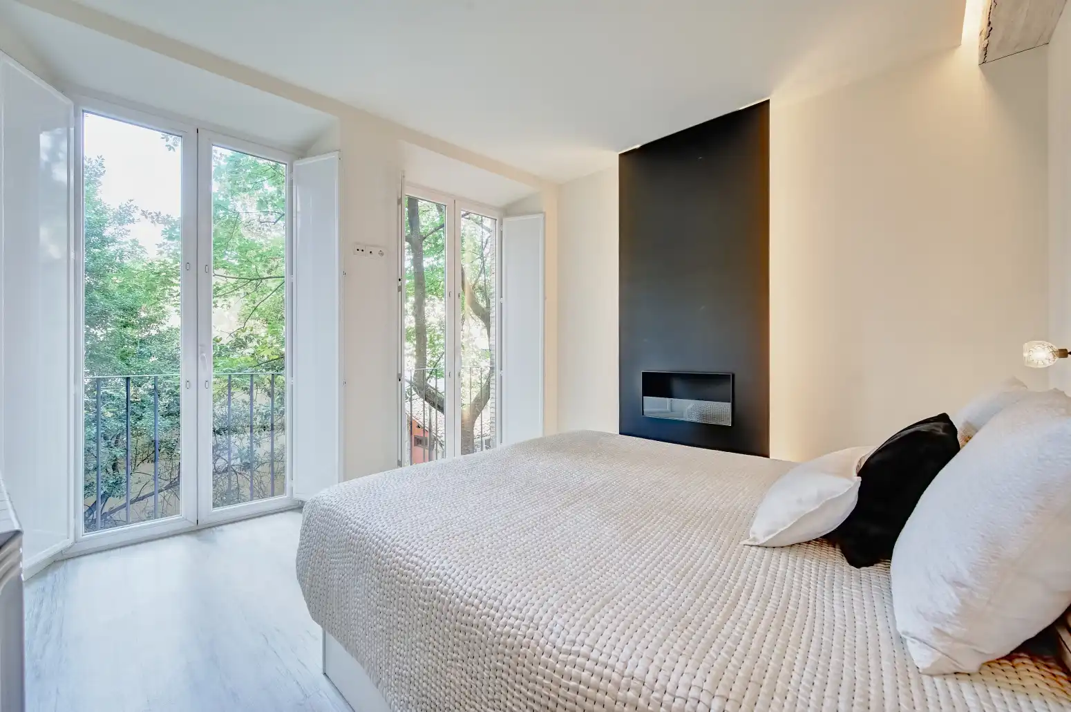 Habitación de Piso en venta en  Pamplona / Iruña con Calefacción, Parquet y Amueblado
