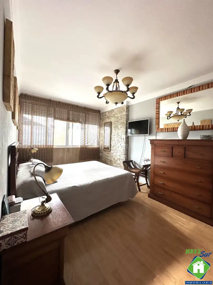 Bedroom of Detached homes for sale in Jerez de la Frontera  with Air Conditioner, Heating and Private garden