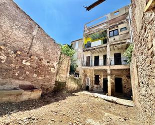 Building for sale in Artés