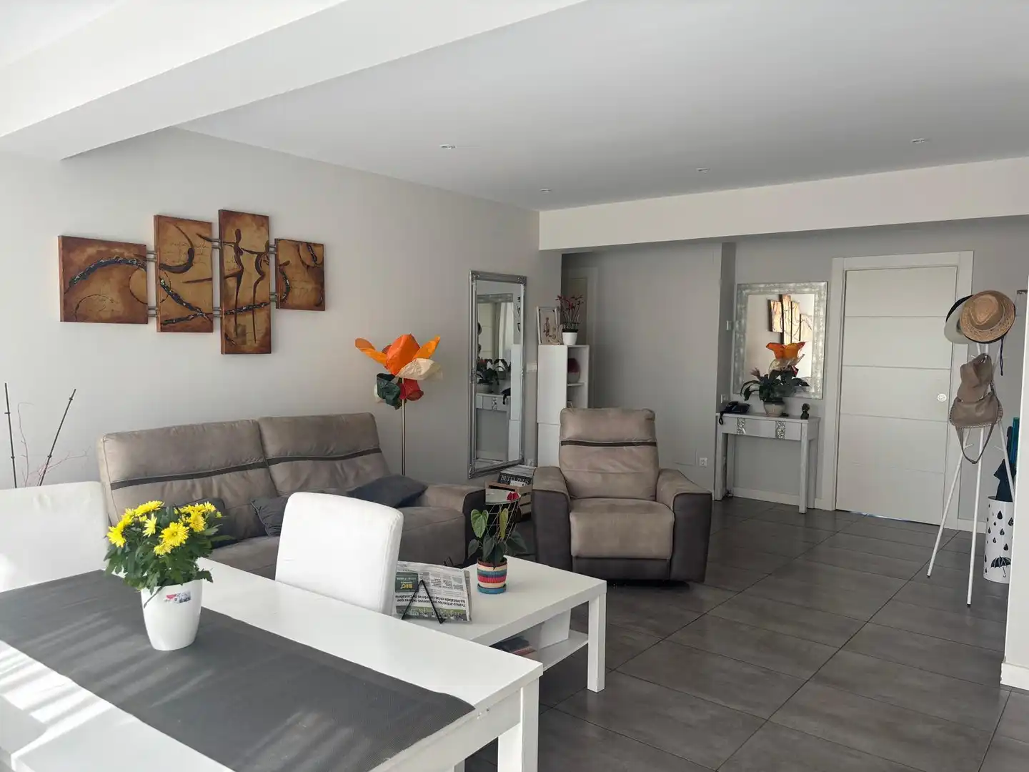 Flat for sale in Calle Marqués de Valdecilla, 9, Centro