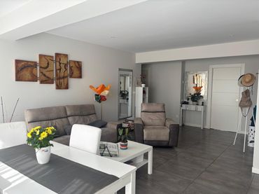 Flat with lift for sale in Calle Marqués de Valdecilla 9