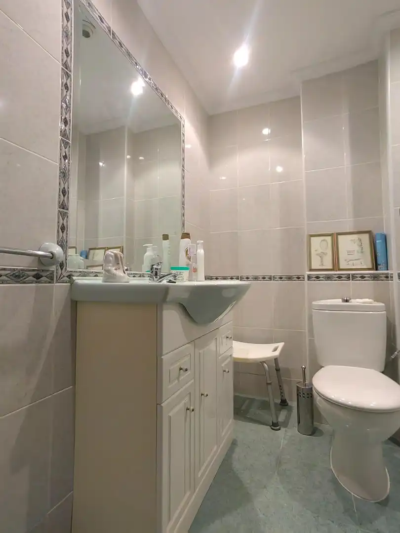 Bathroom of Flat for sale in Carretera de Cádiz