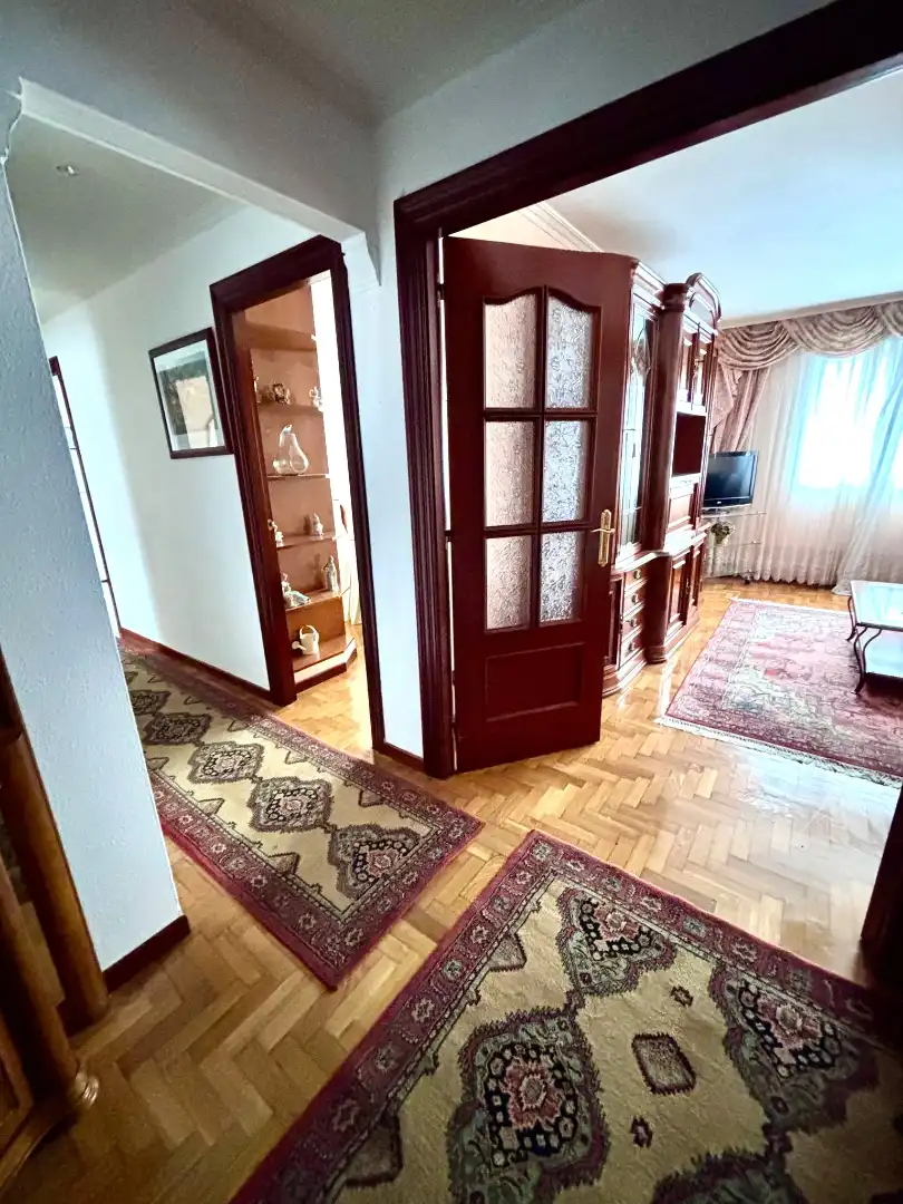 Piso en venta en Gijón  con Calefacción, Parquet y Terraza