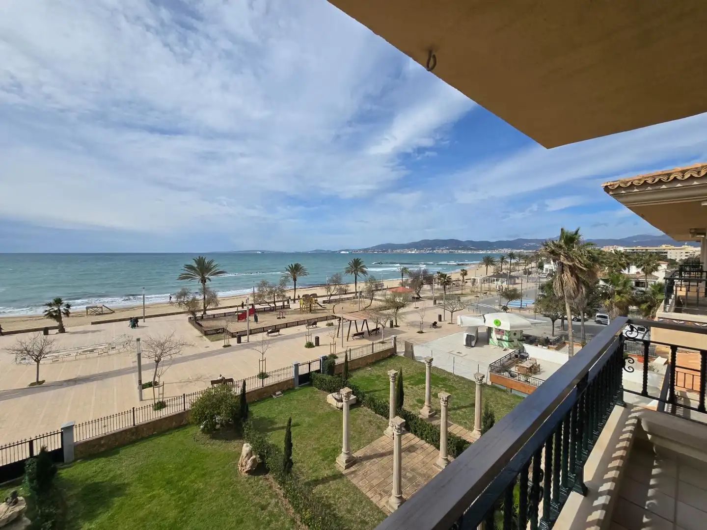 Vista exterior de Pis de lloguer en  Palma de Mallorca amb Calefacció, Parquet i Terrassa