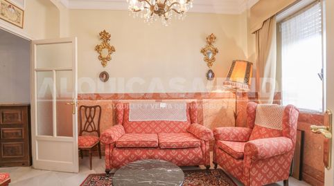 Foto 2 de Piso en venta en Barrio de los Remedios, Sevilla Capital