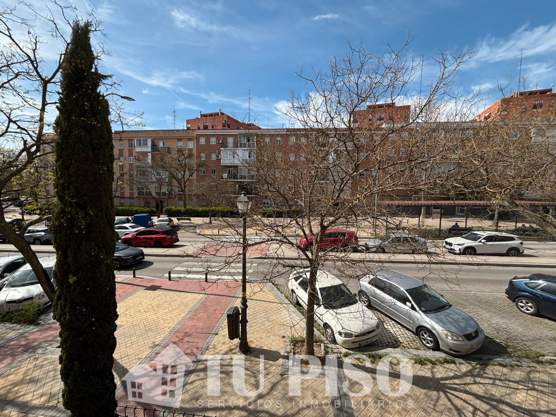 Pis en venda a Calle Mijas, Palomeras Sureste