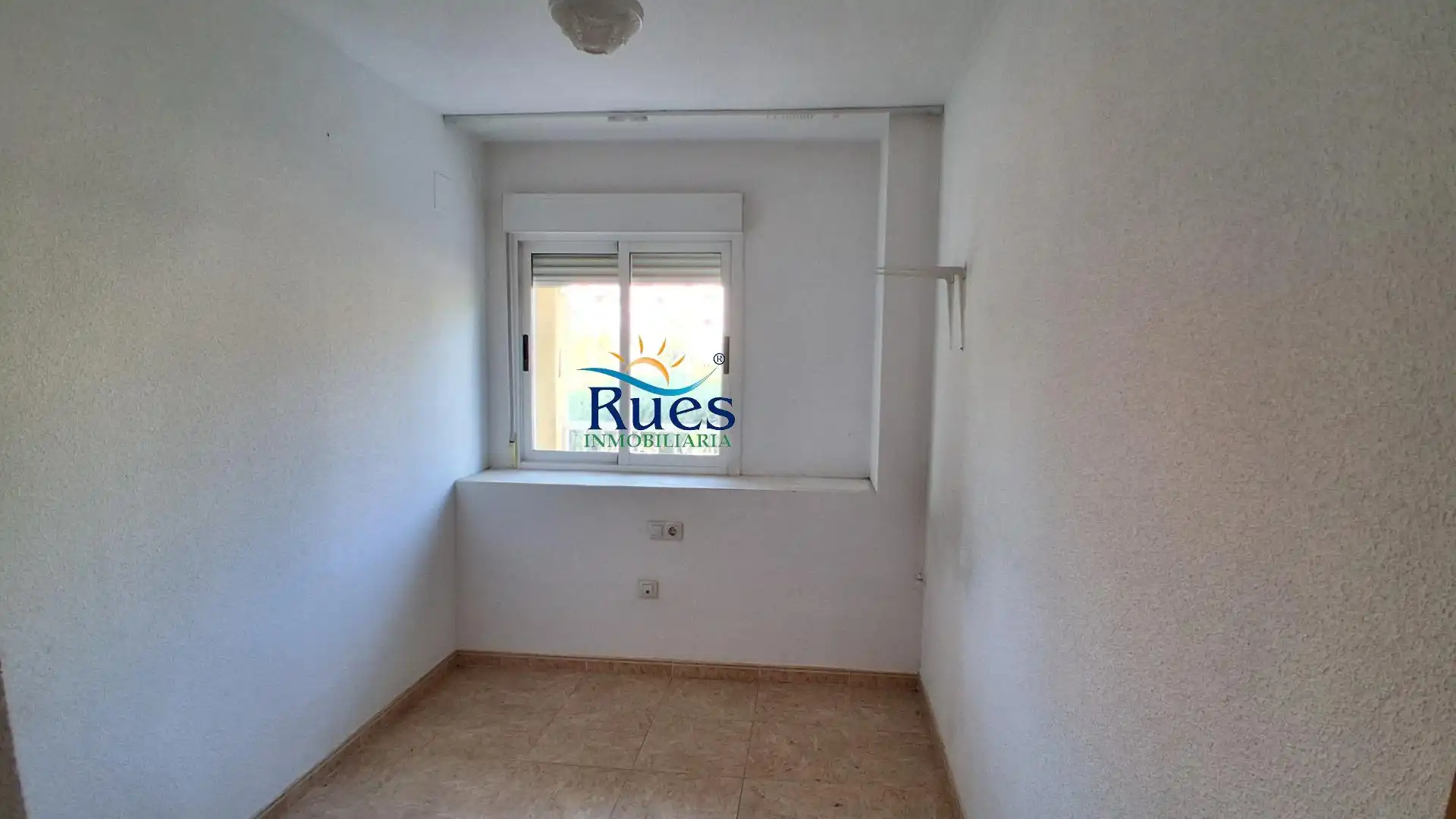 Piso en venta en Oropesa del Mar / Orpesa con Terraza y Balcón