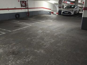 Einzelparkplatz mit Aufzug zum Verkauf in Carrer del Montseny 67