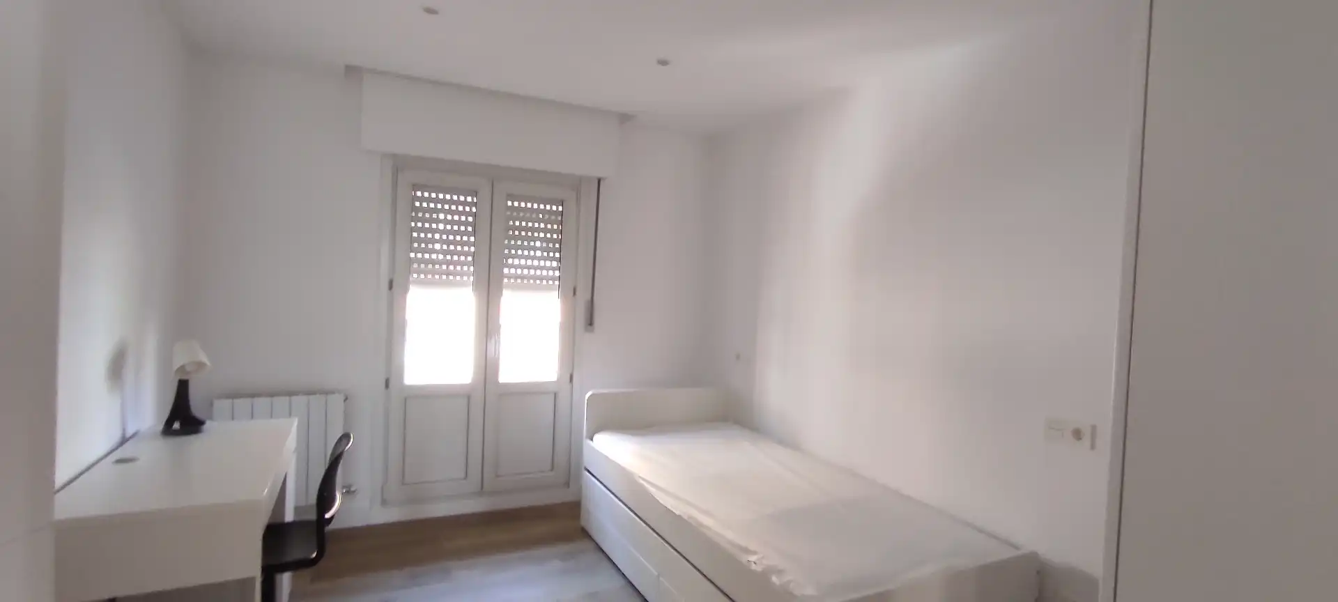 Schlafzimmer von Wohnung zur Miete in Valle de Trápaga-Trapagaran mit Heizung, Möbliert und Ofen