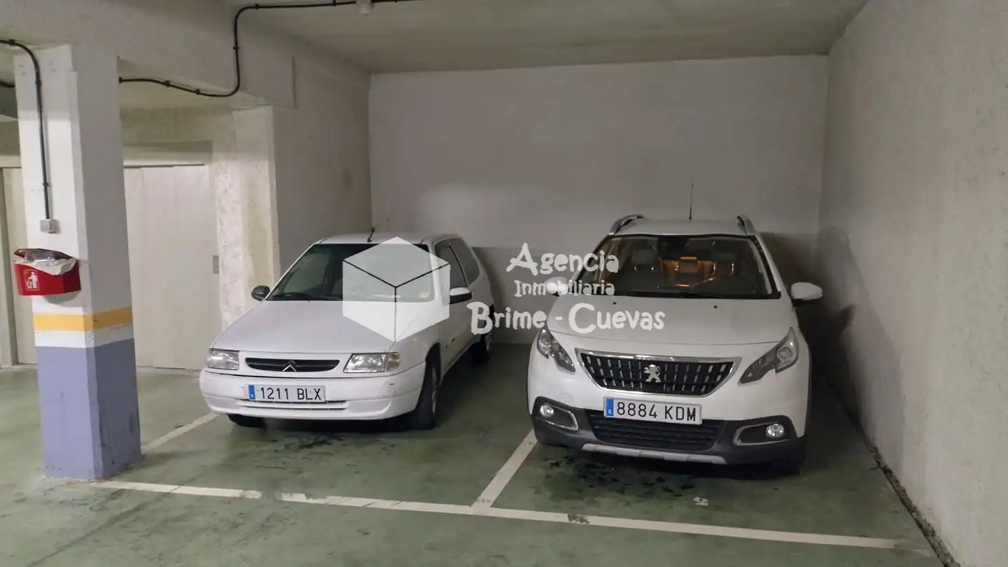 Parkplatz von Garage zum Verkauf in Laviana
