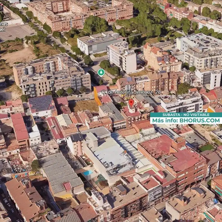 Vista exterior de Piso en venta en Madrid