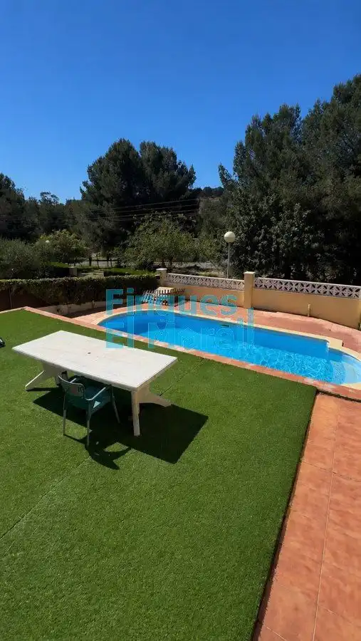 Schwimmbecken von Haus oder Chalet zum Verkauf in La Pobla de Montornès   mit Terrasse