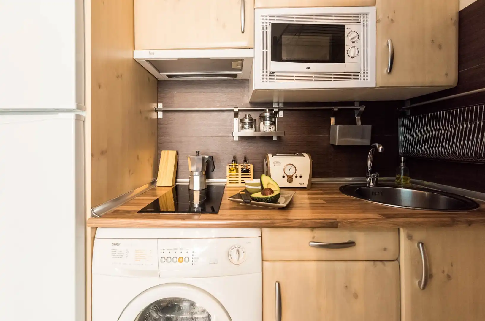 Kitchen of Flat for rent in Madrid  with Air Conditioner, Heating and Furnished