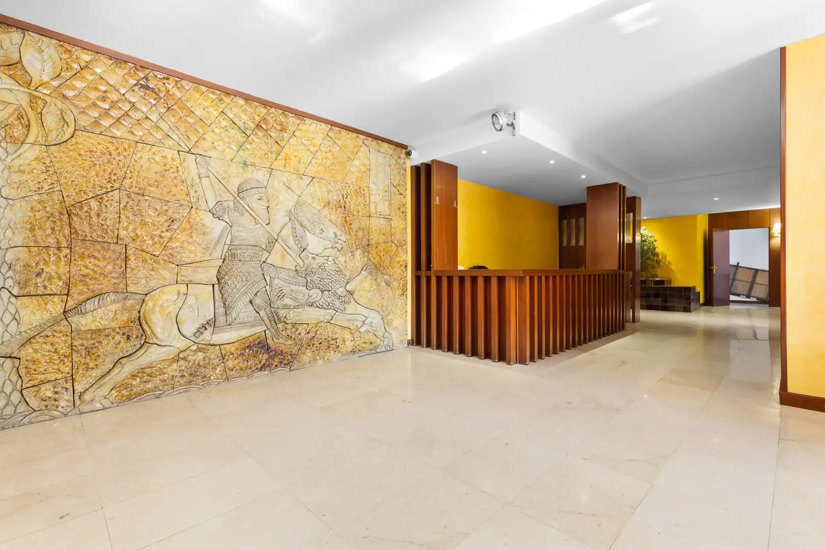 Piso en venta en Barcelona con Calefacción, Terraza y Balcón