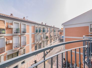 Flat with balcony for sale in Calle VIRGEN DE LAS NIEVES 3