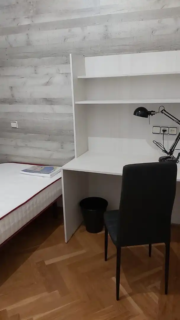 Flat for rent in Calle de Ilustración, Argüelles