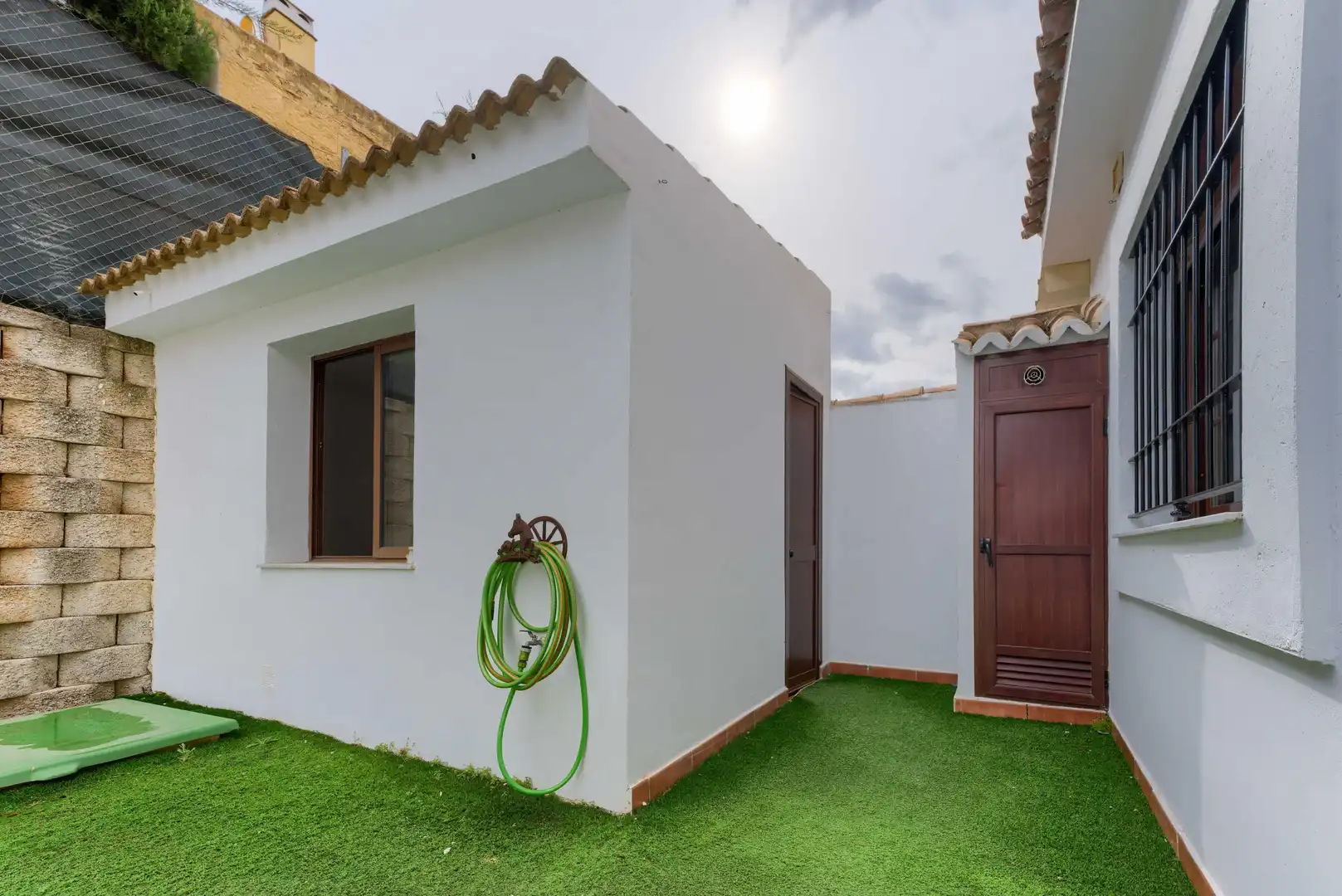 Jardí de Casa adosada en venda en Espartinas amb Jardí privat, Terrassa i Piscina comunitària