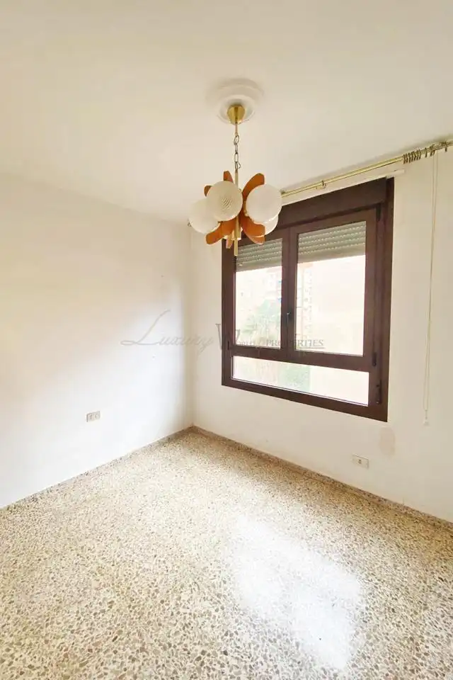 Dormitori de Apartament en venda en Santa Cruz de Tenerife amb Terrassa i Traster