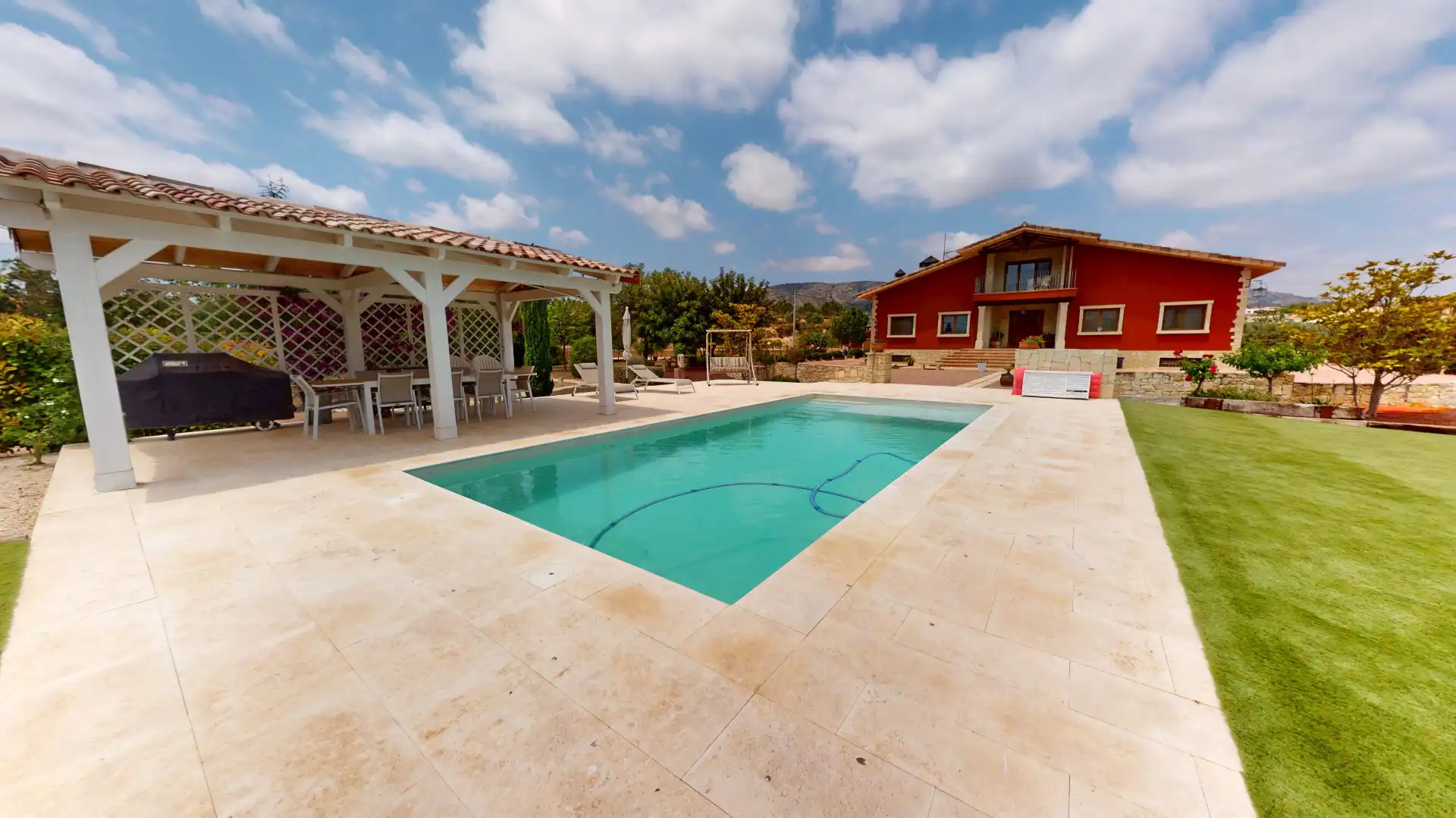 Piscina de Casa o chalet en venta en Monóvar  / Monòver con Aire acondicionado, Calefacción y Jardín privado