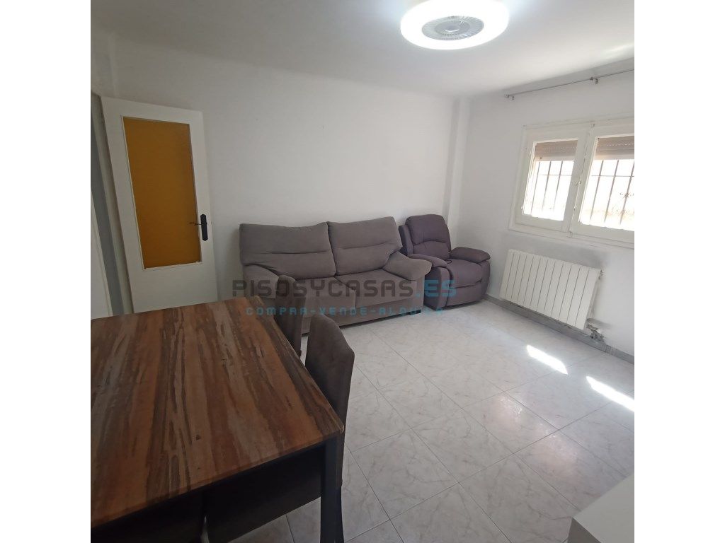 Living room of Flat to rent in Borja  with Oven, Washing machine and Microwave