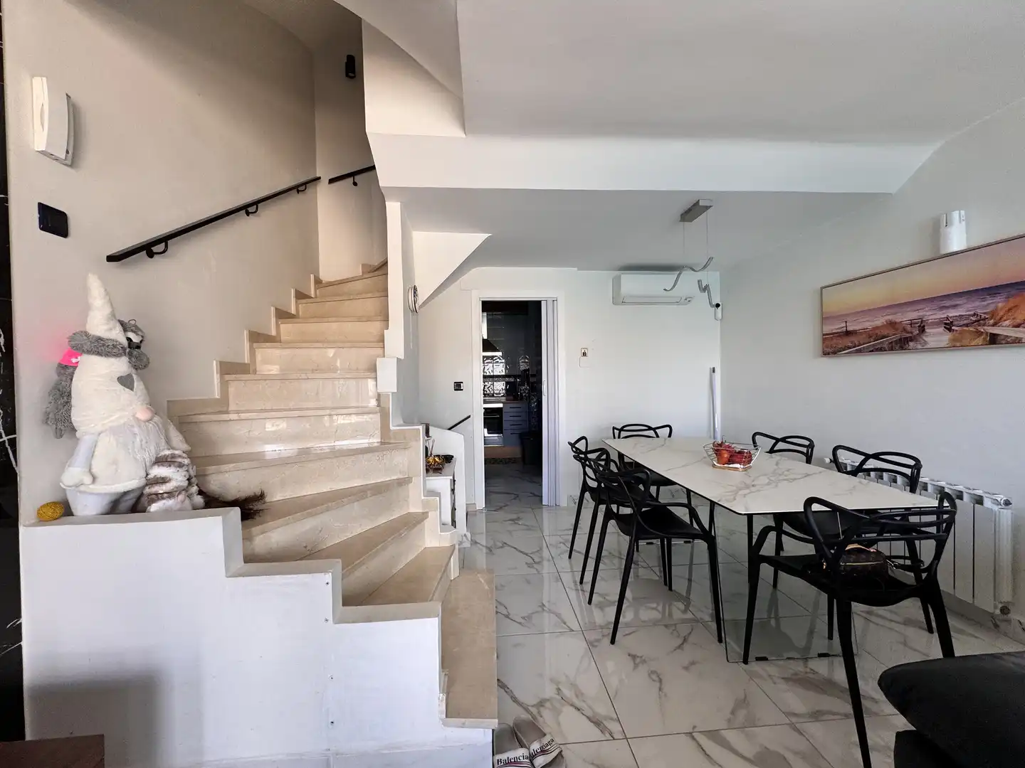 Terraced house with terrace for sale in Calle Luarca, imagen 5