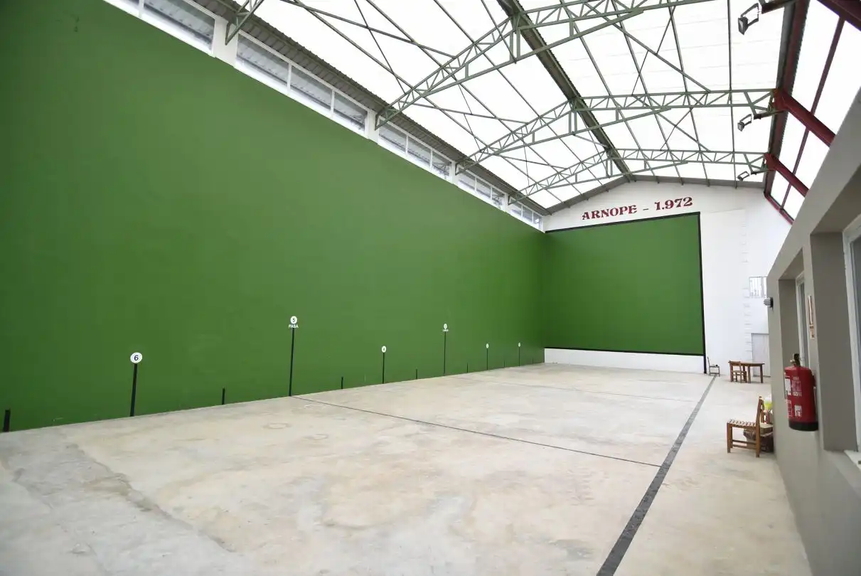 Buildings for sale in Mutriku