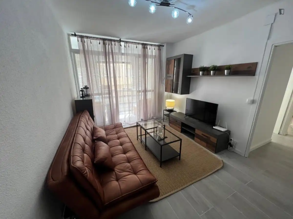 Habitación en El Molinillo - Capuchinos