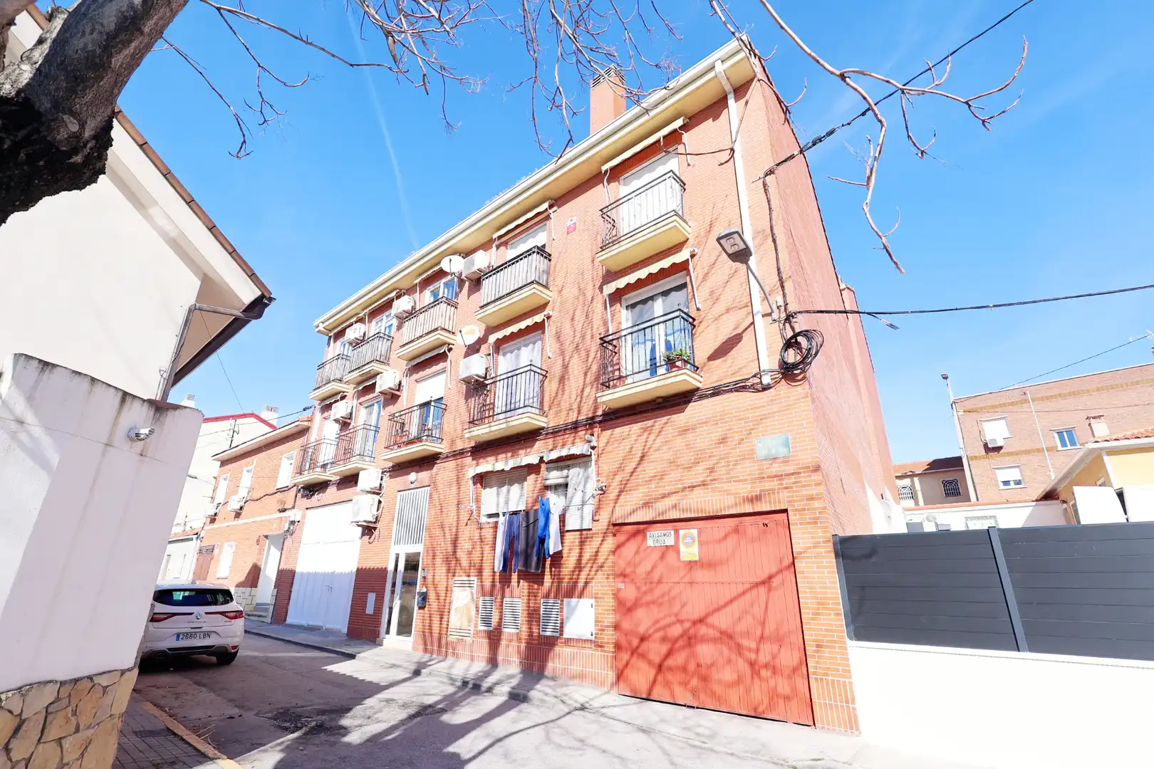 Exterior view of Flat for sale in Mejorada del Campo  with Air Conditioner, Heating and Storage room