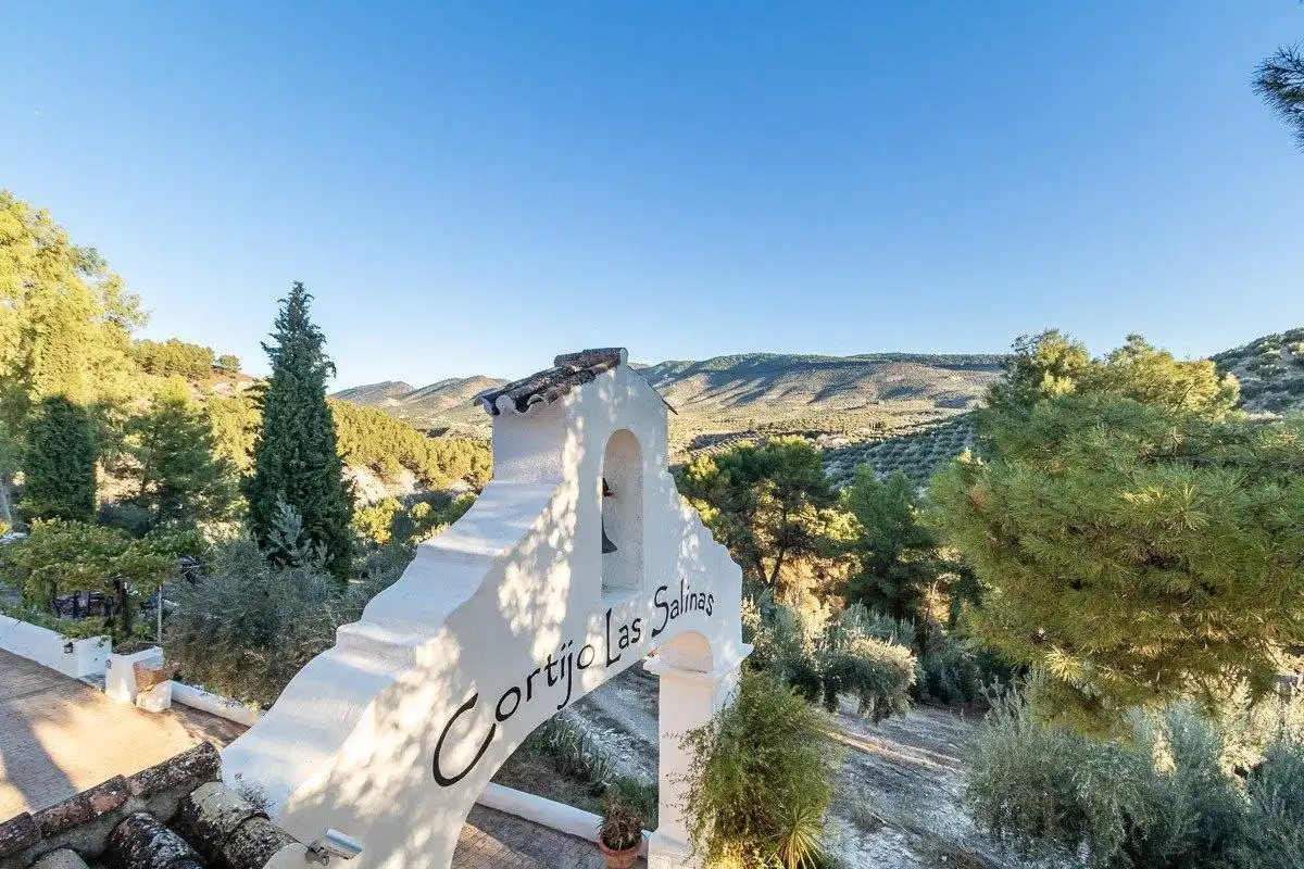 Außenansicht von Haus oder Chalet zum Verkauf in Alcalá la Real mit Klimaanlage, Heizung und Terrasse