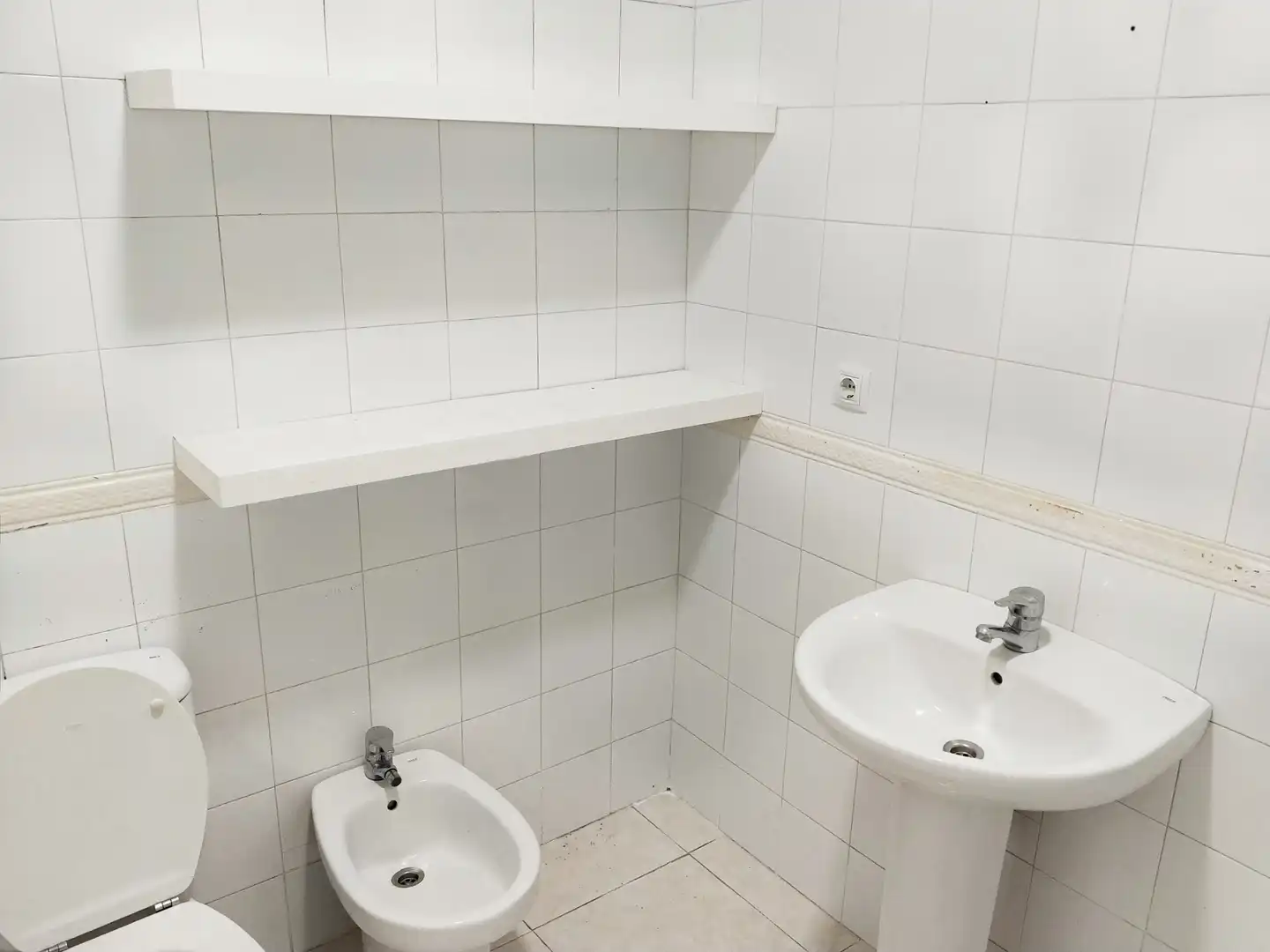 Baño de Planta baja de alquiler en Eixample