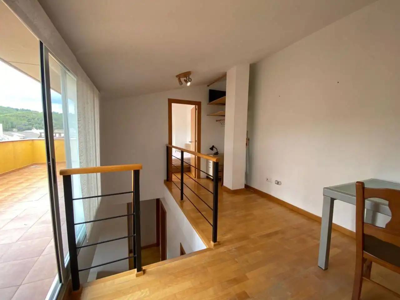 Piso en venta en Sant Quintí de Mediona con Calefacción, Parquet y Terraza