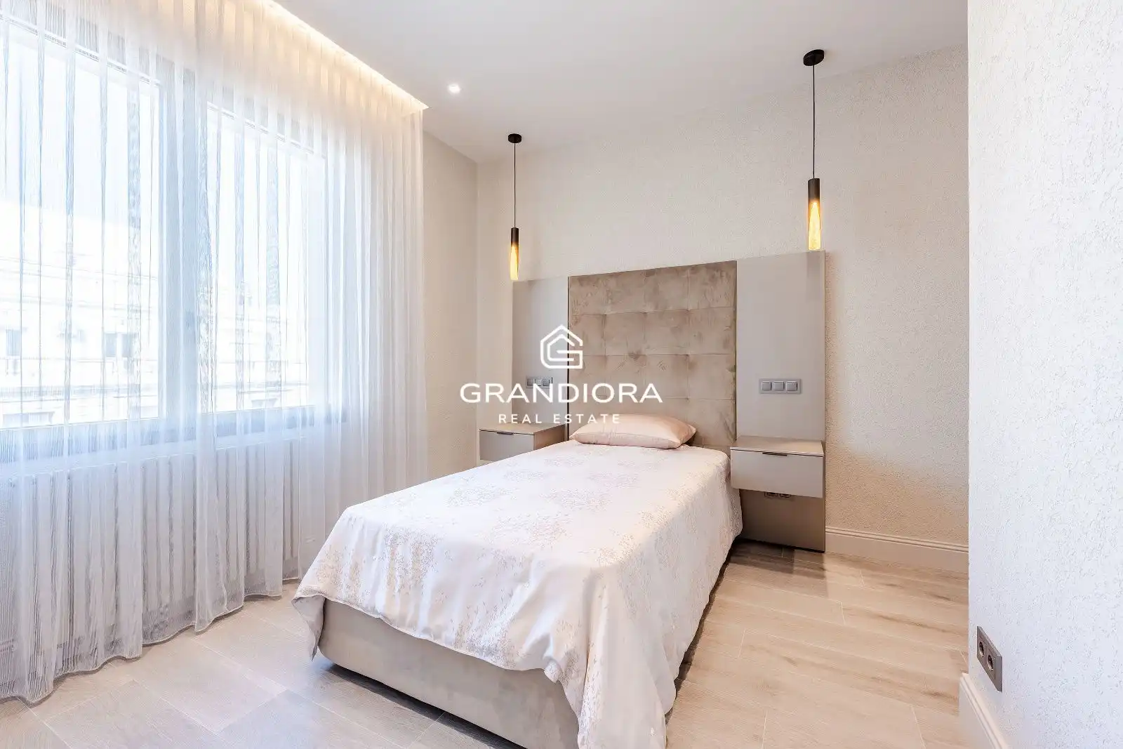 Schlafzimmer von Wohnungen zum Verkauf in Badalona mit Klimaanlage, Heizung und Möbliert