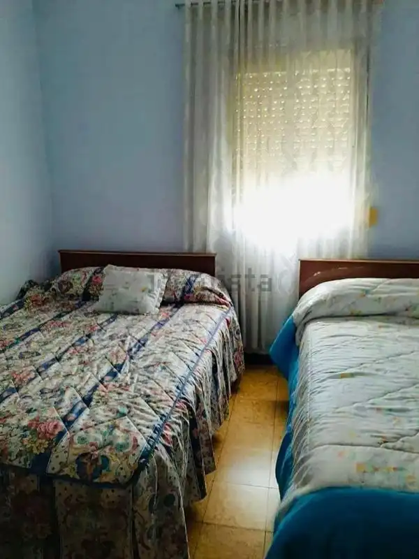 Bedroom of Houses for sale in Zaragoza  with Heating, Terrace and Storage room