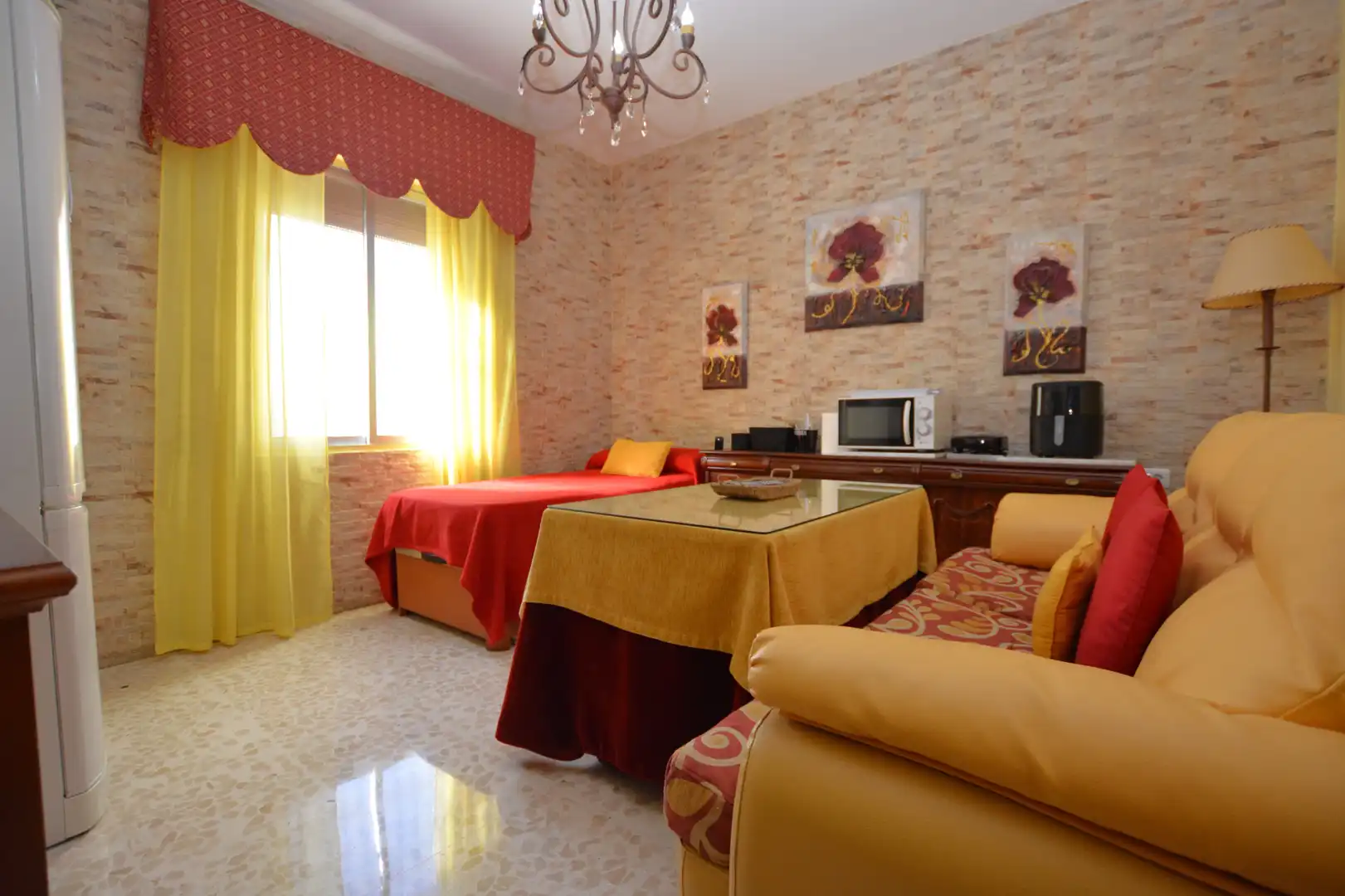 Casa adosada en venta en Calle Juan Ramón Jiménez, Olivares