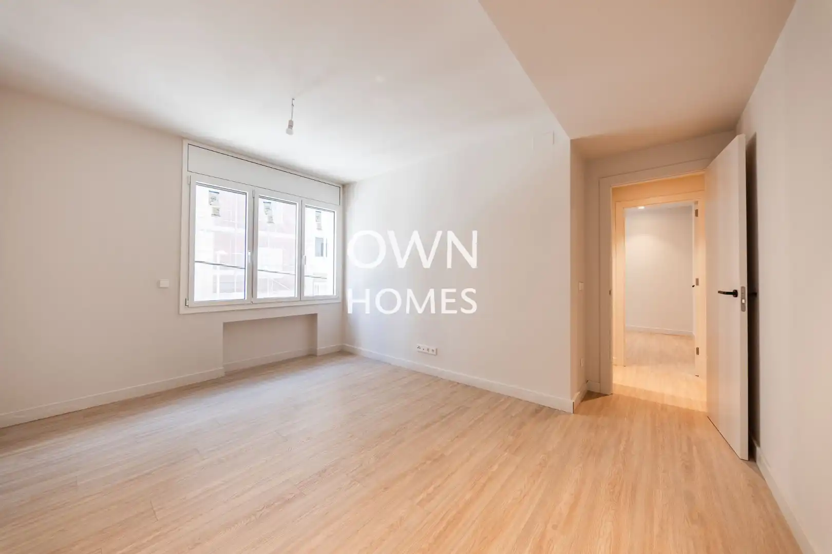 Exterior view of Flat for sale in Barcelona  with Air Conditioner, Heating and Private garden