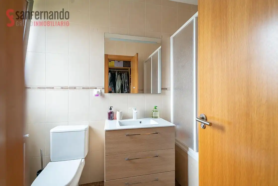 Bany de Casa o xalet en venda en Piélagos amb Calefacció, Jardí privat i Traster