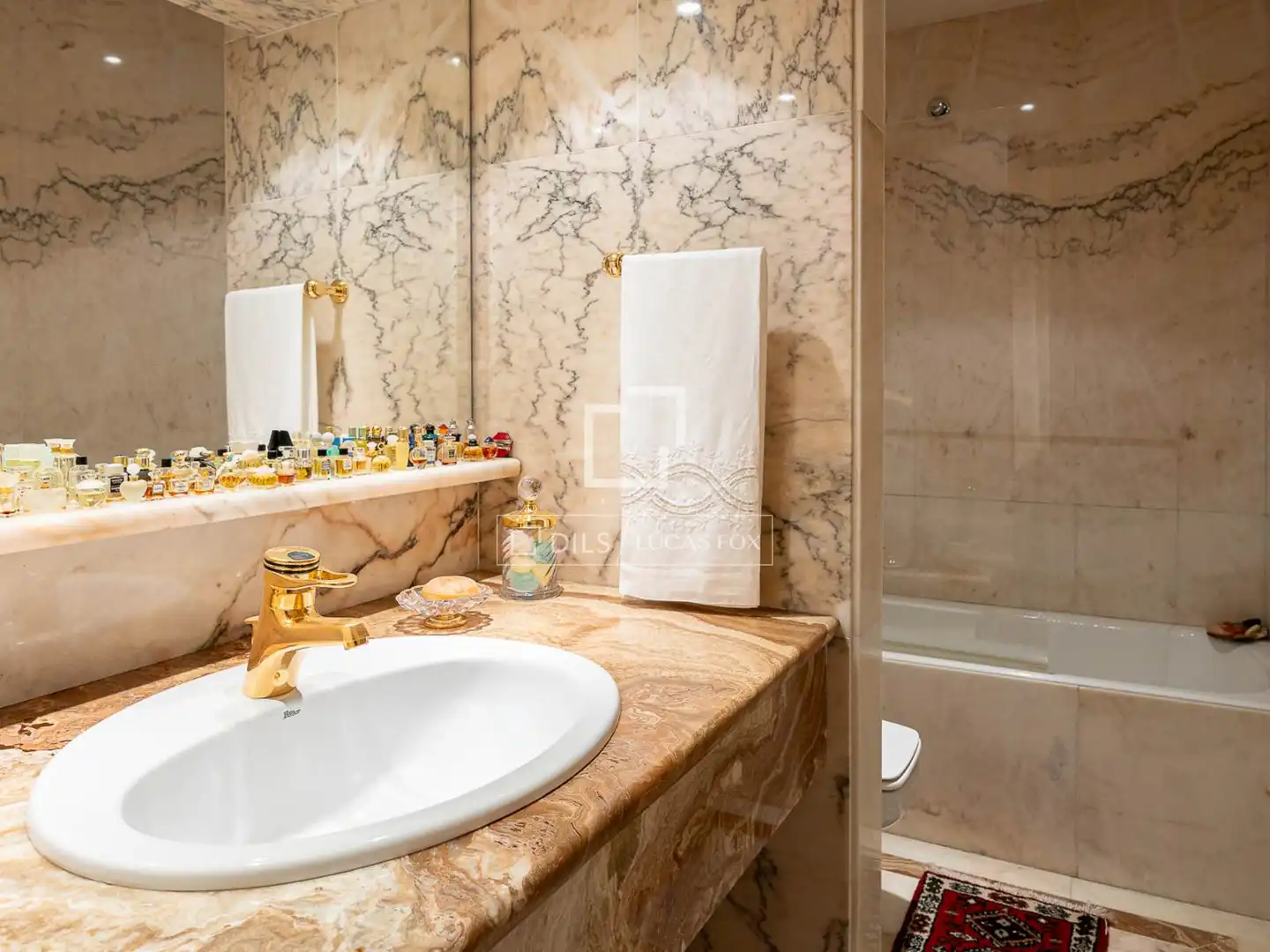 Baño de Casa o chalet en venta en Barcelona con Aire acondicionado, Terraza y Trastero