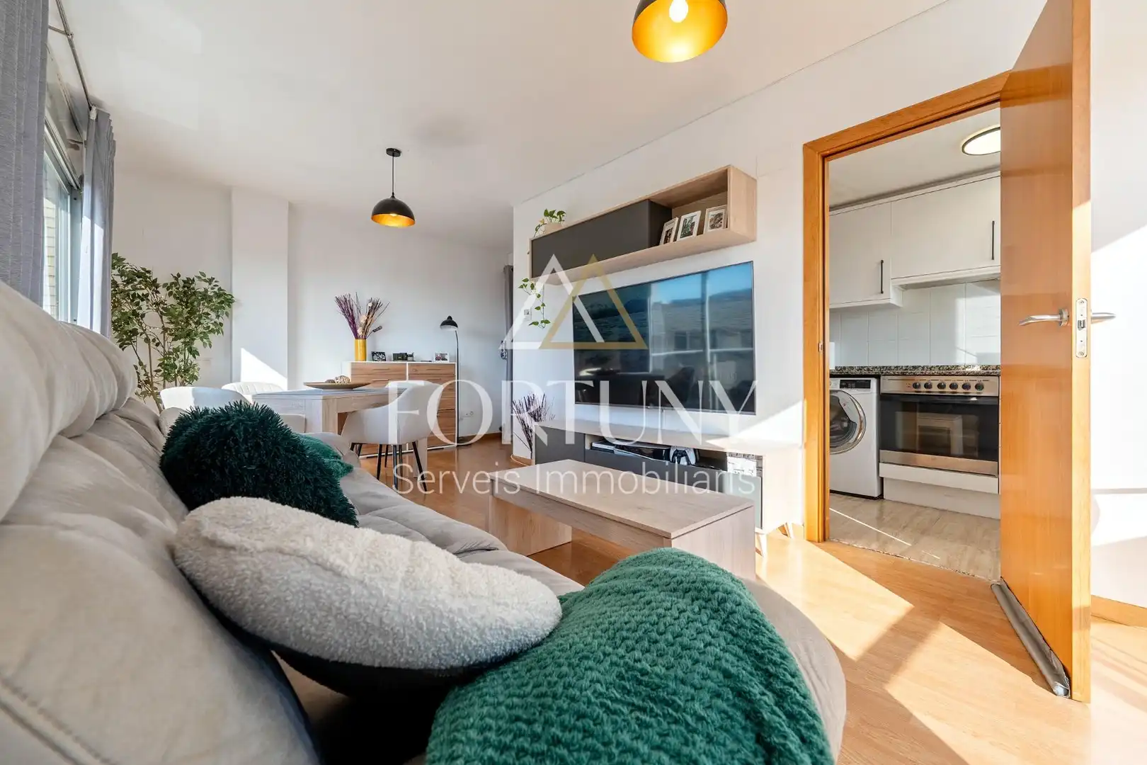 Sala de estar de Piso en venta en La Pobla de Mafumet con Aire acondicionado y Calefacción