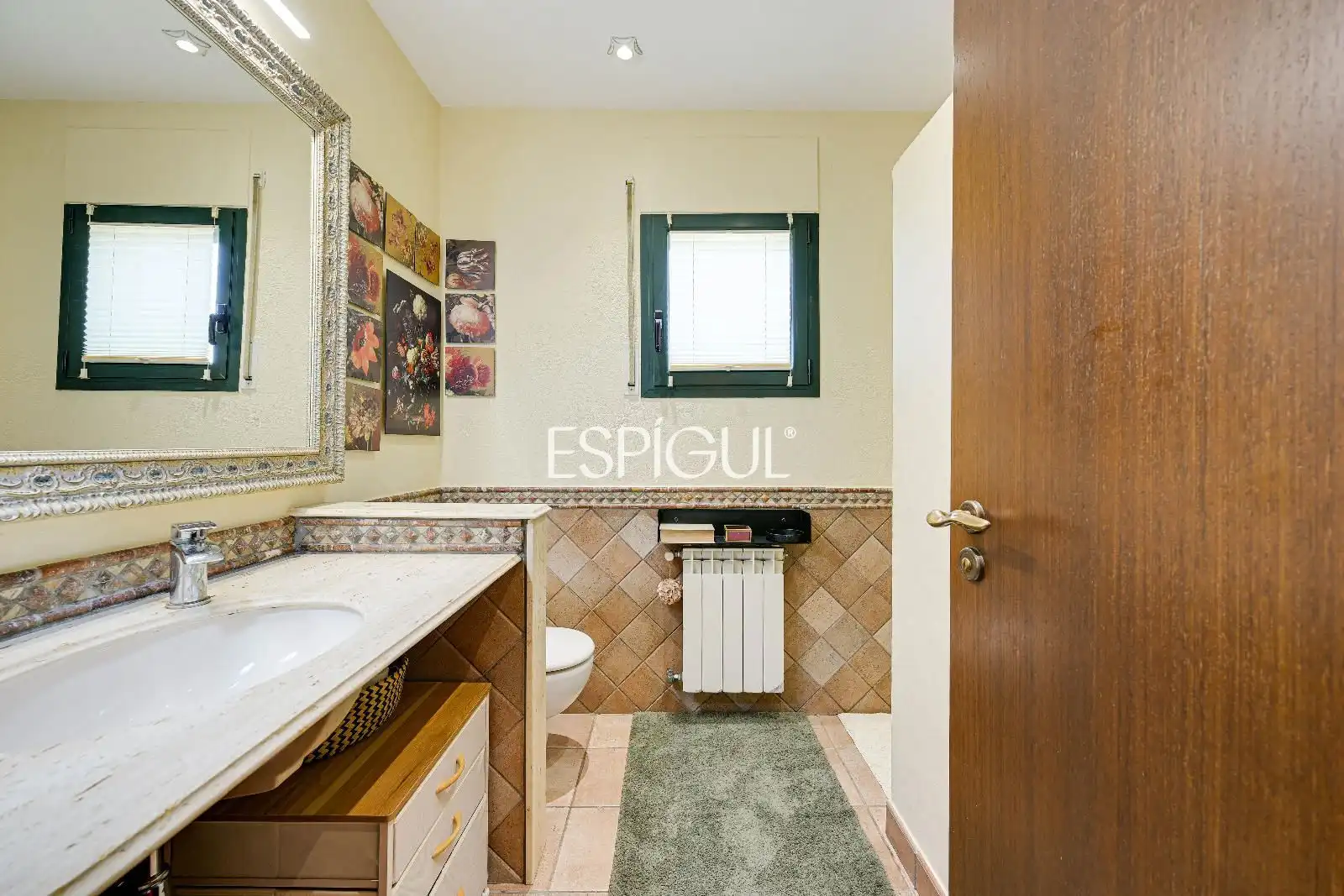 Baño de Casa o chalet en venta en Girona con Aire acondicionado, Calefacción y Amueblado