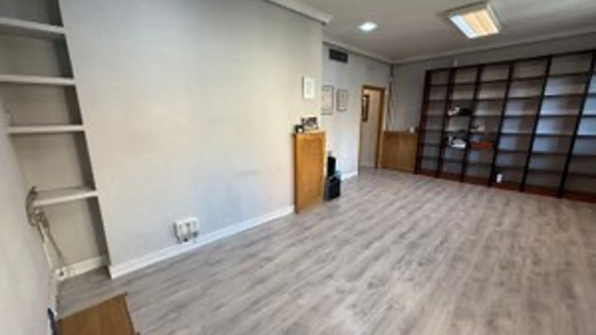 Flat for sale in  Madrid Capital  with Air Conditioner and Heating