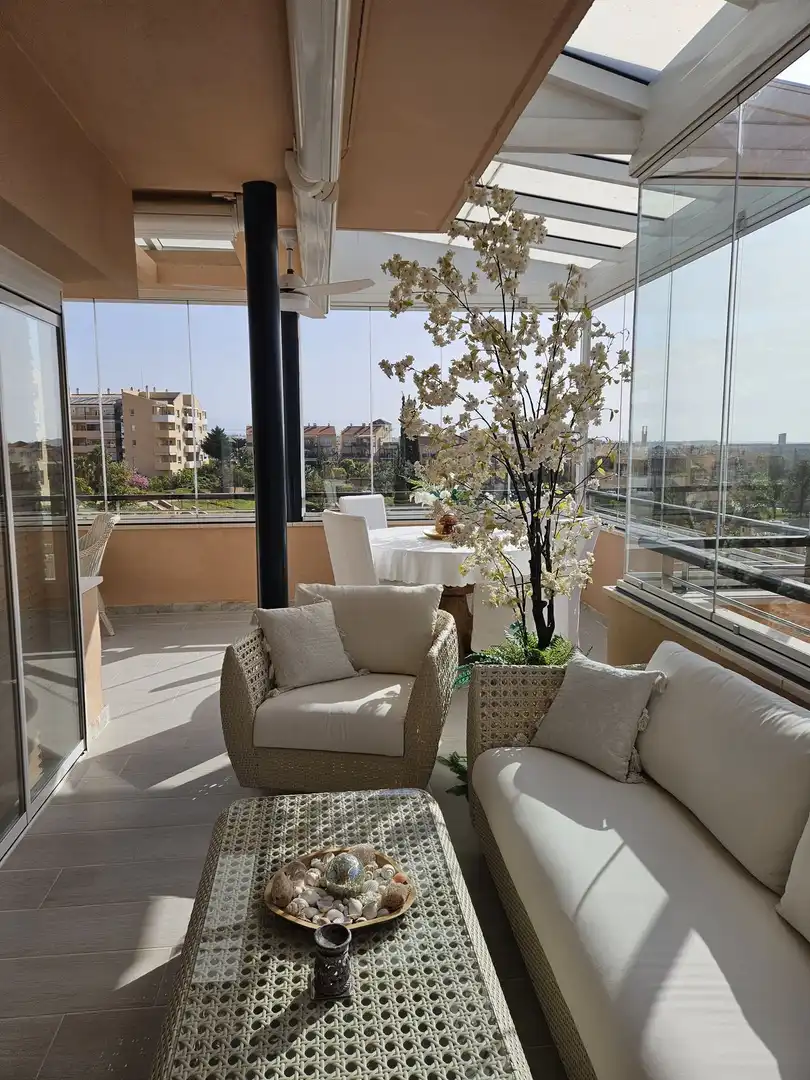 Terrassa de Àtic en venda en Alhaurín de la Torre amb Piscina