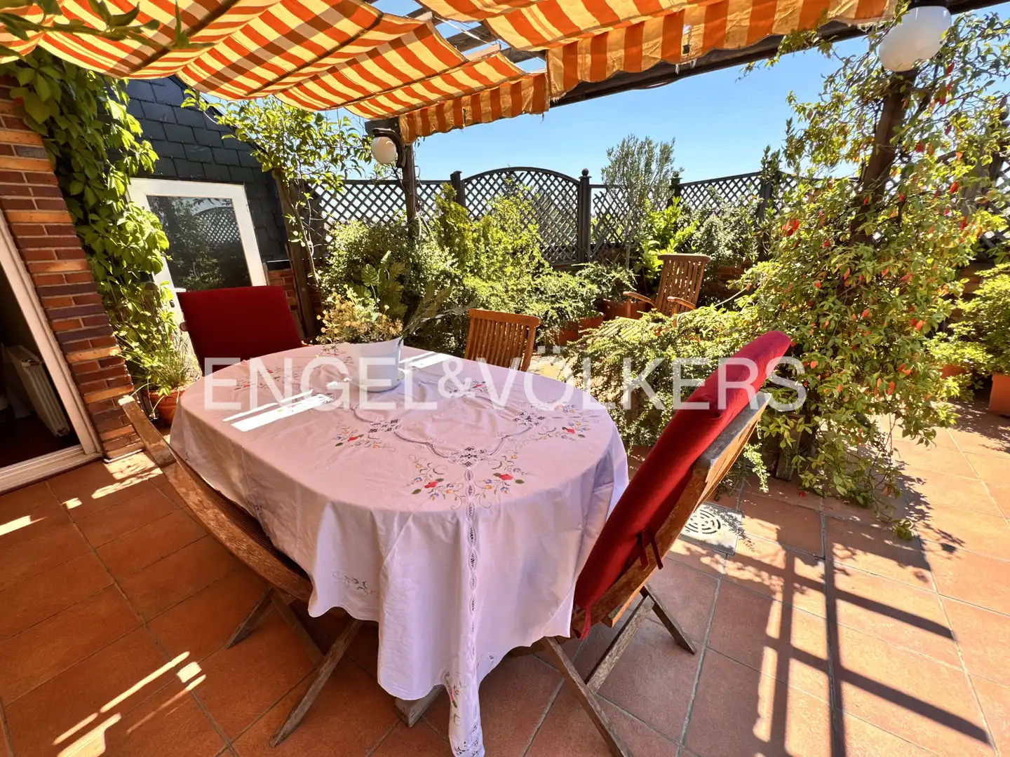 Terraza de Ático de alquiler en Majadahonda con Aire acondicionado, Calefacción y Jardín privado