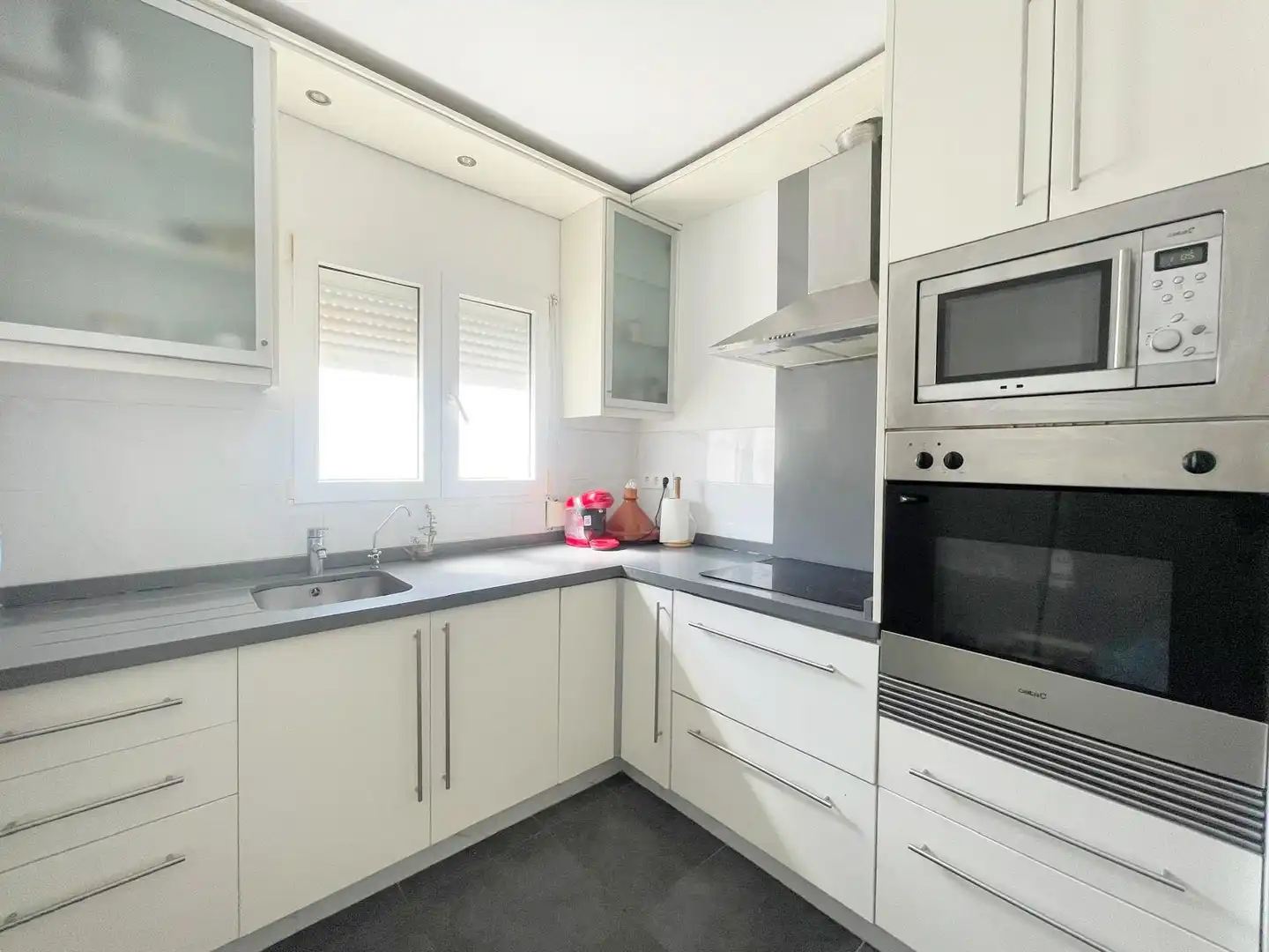 Kitchen of Houses for rent in Dénia  with Air Conditioner, Heating and Private garden