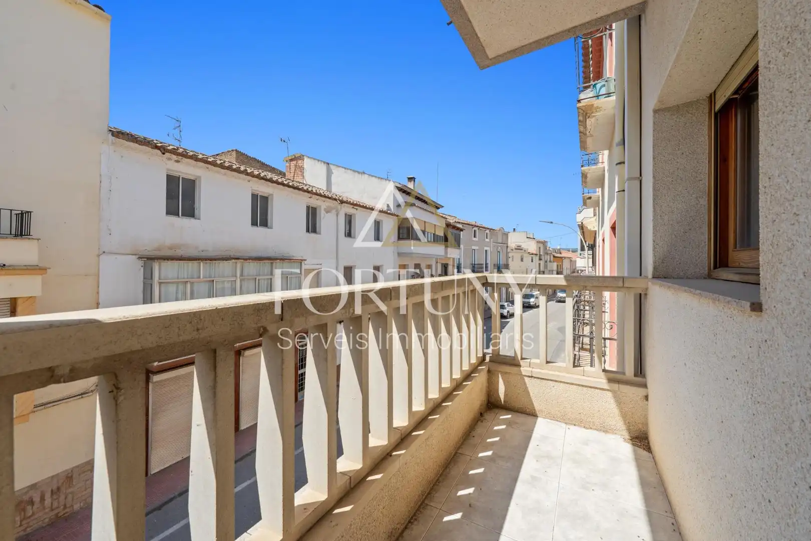 Vista exterior de Casa o chalet en venta en Benissanet con Terraza