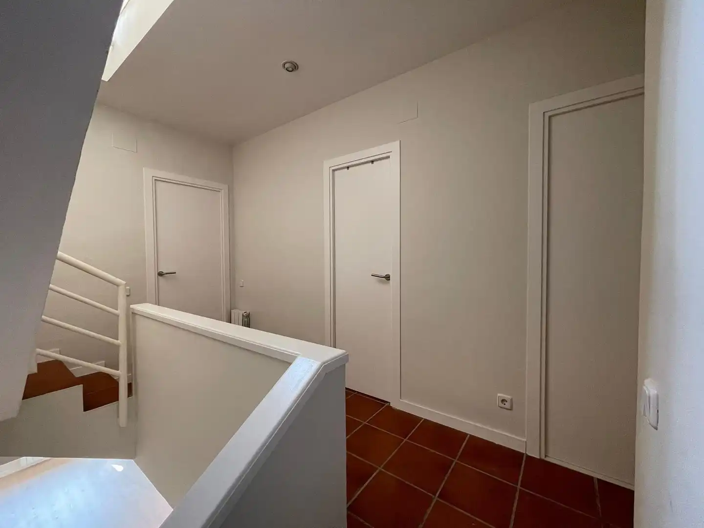 Einfamilien-Reihenhaus zur Miete in Sant Andreu de Llavaneres mit Klimaanlage, Privatgarten und Balkon