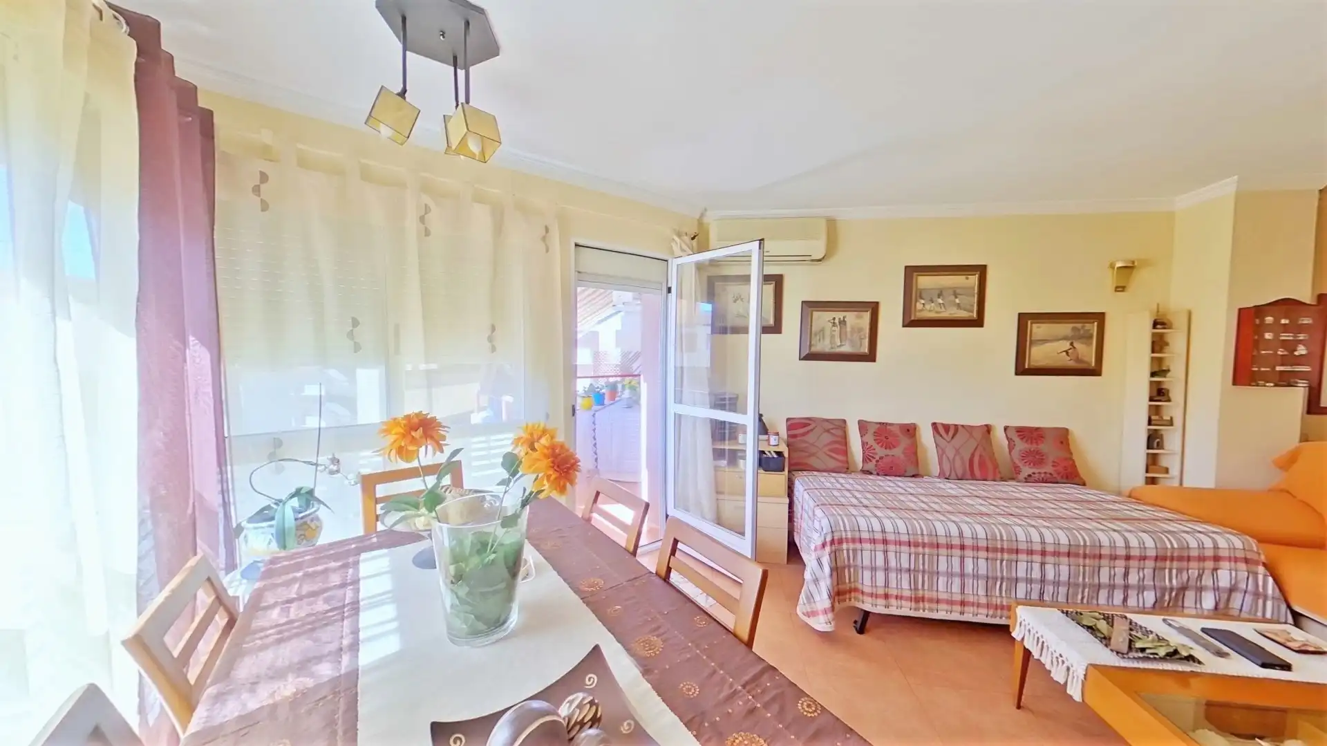 Sala de estar de Apartamento en venta en Águilas con Aire acondicionado, Calefacción y Balcón