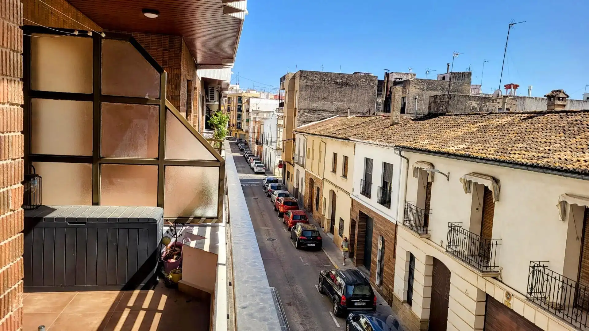 Vista exterior de Pis en venda en Oliva amb Balcó
